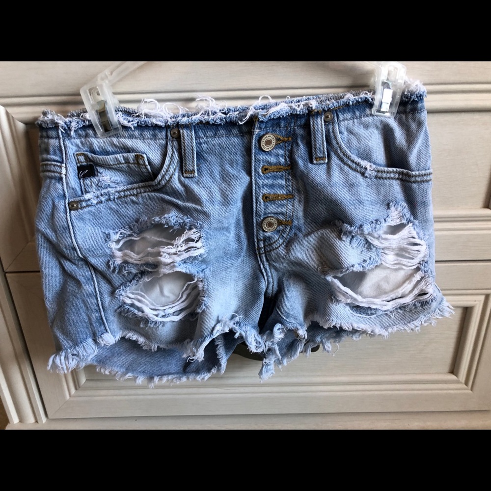 distressed jean shorts